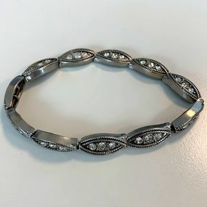LIA SOPHIA vintage look Tri-Stone Elastic Stretch Bracelet 6"